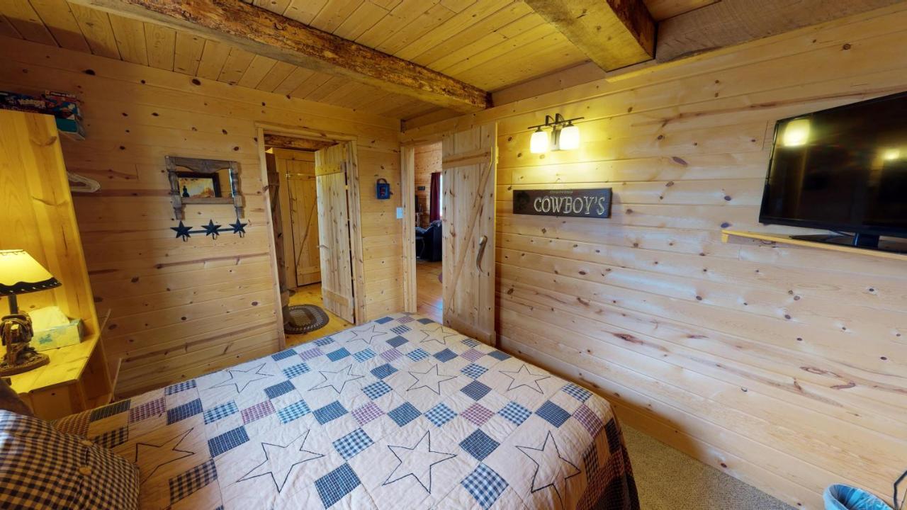 Ranch Mountain Cabin, Stunning! Campfire, Hiking 蒙蒂塞洛 外观 照片