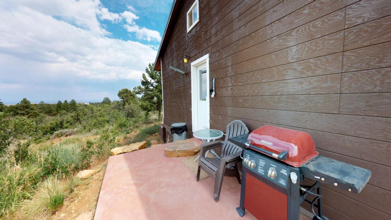 Ranch Mountain Cabin, Stunning! Campfire, Hiking 蒙蒂塞洛 外观 照片